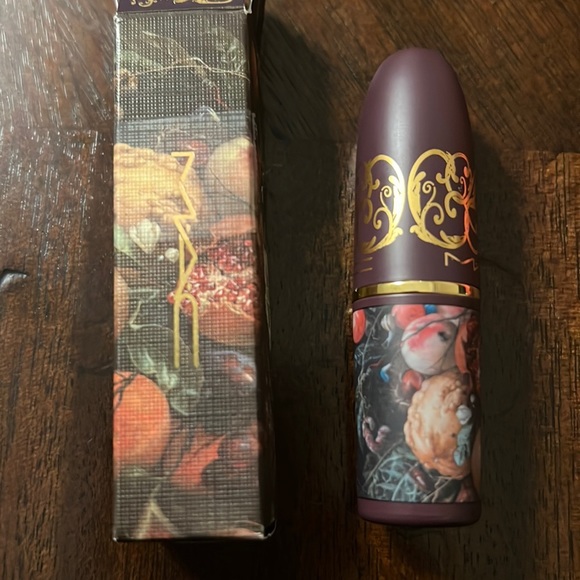 NIB MAC Matte Lipstick Tempting Fate Collection Avant Garnet Limited Edition - Picture 4 of 7